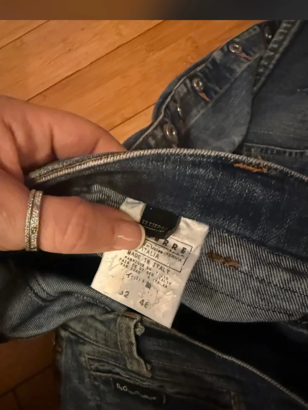 D&G set Blue Button-Side Flare Jeans
